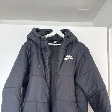 Schwarze Nike Jacke