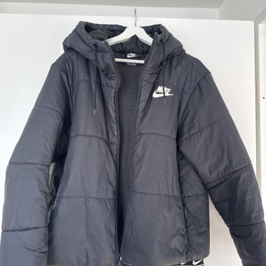 Schwarze Nike Jacke