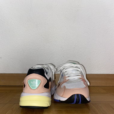 Chaussures Adidas 