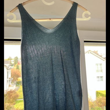 Blau glitzerndes Trägershirt 