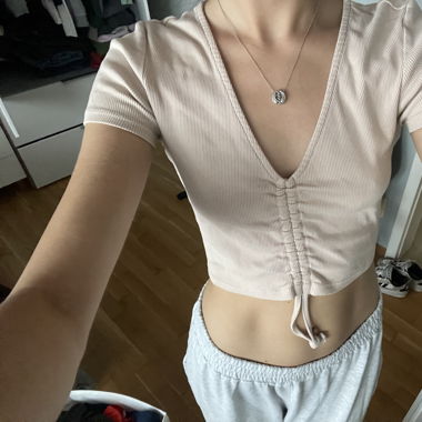 Cute top 