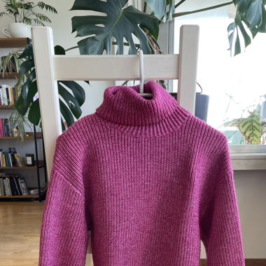 Strick-Pulli