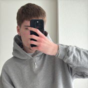 ari.zahiti