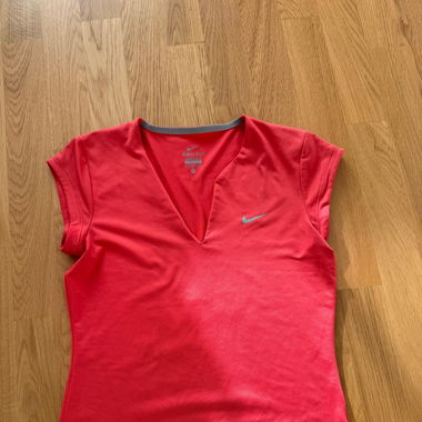 Haut sport Nike