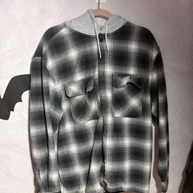 H&M Karierte Kapuzenhemdjacke