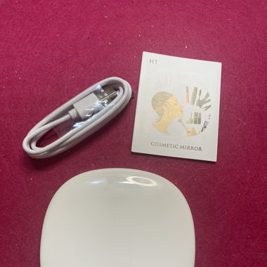 Miroir de cosmétique UV 