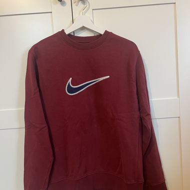 nike sweater