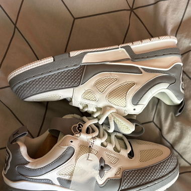 Lv Skates