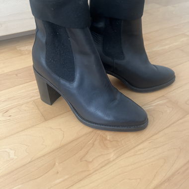 Schwarze Damenstiefeletten