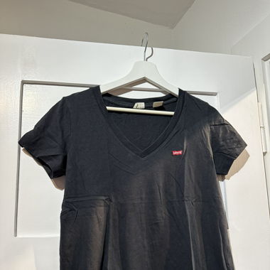 Levis Shirt