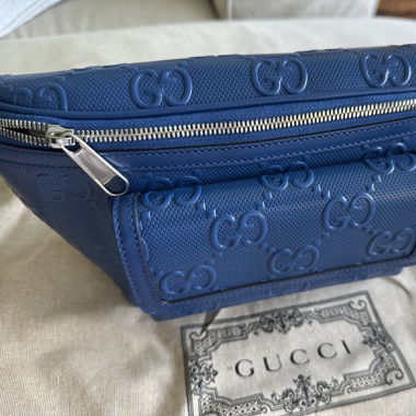 Gucci GG Monogram Gürteltasche