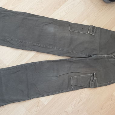 Grüne Jeans