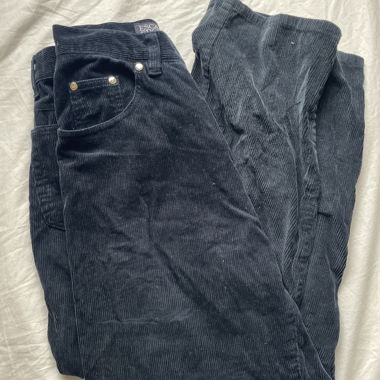 Jeans en velours côtelé bleu marine
