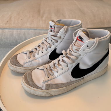 Sneaker Nike alte