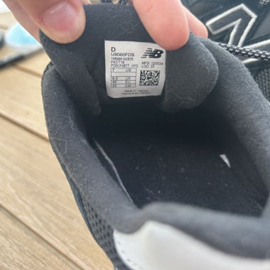 Schwarze New Balance Sneaker