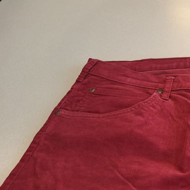 Jeans rouge 