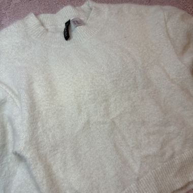 cropped white pullover