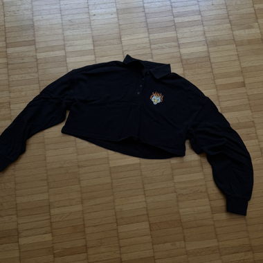 Polo noir court