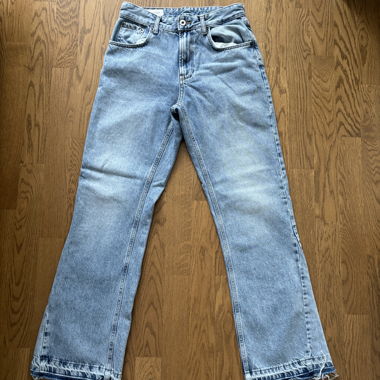 Zara Flared Denim Jeans