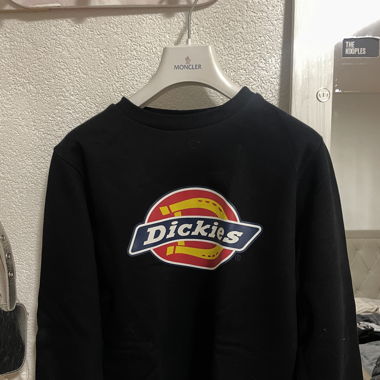 Dickies black sweatshirt