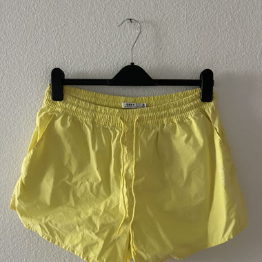 OBEY SHORTS GELB M