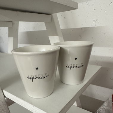 4x Espresso Tassen mit Herz 