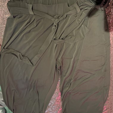 Culotte pour dames en kaki