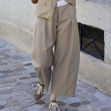 Pantalon bouffant beige à pinces