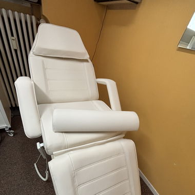 Elektronische Massage Liege