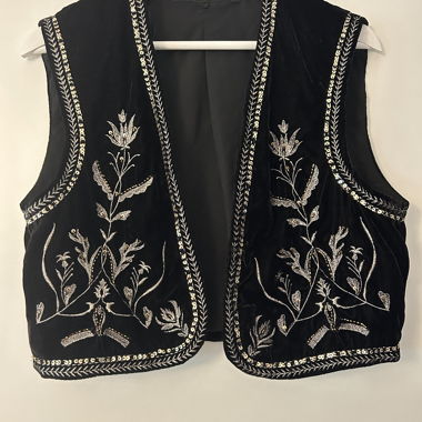 Zara Black Embroidered Velvet Gilet