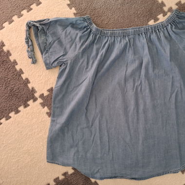 Schulterbluse