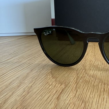 Occhiali da sole Ray-ban Erika polarizzati