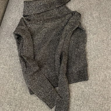 Glitzernder Rollkragenpullover