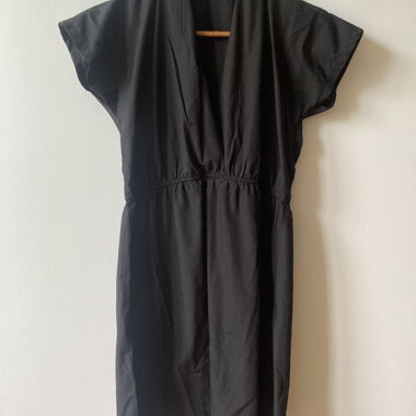 Kurzes schwarzes Sommerkleid Gr. S