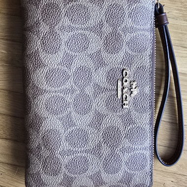 Coach Wristlet-Clutch