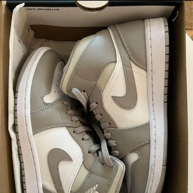 Basket Jordan 1 mid 