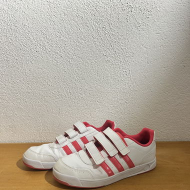 Chaussures Adidas 