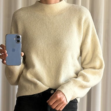 White knitted jumper & Other Stories