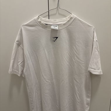 Gymshark-weisses T-Shirt