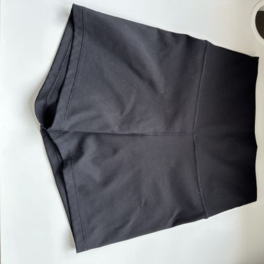 Short de sport noir