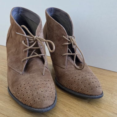 Wildleder-Stiefeletten