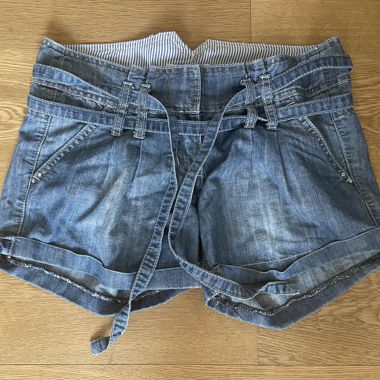 Short di jeans Motivi con righe