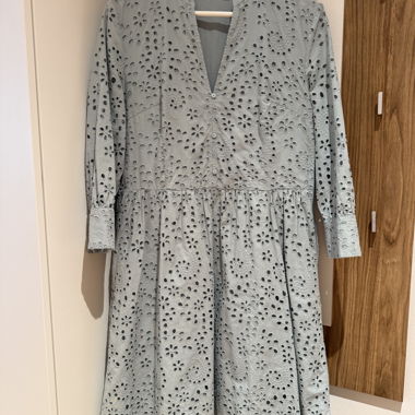 Spitzenkleid hellgrün 