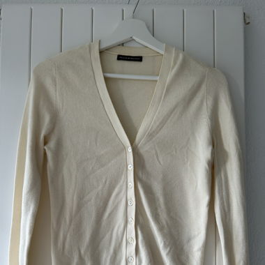 Brandy Melville Cardigan 