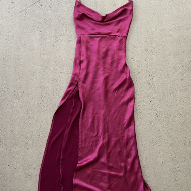Robe à fente