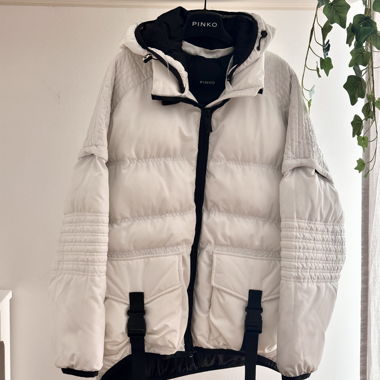 Down Jacket 