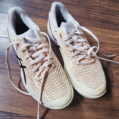 Asics Hallenschuhe EU 39.5