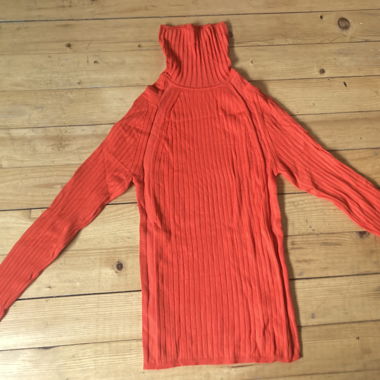Rollkragen Pullover Orangerot
