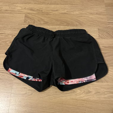 Pantaloncini sportivi corti a doppio strato