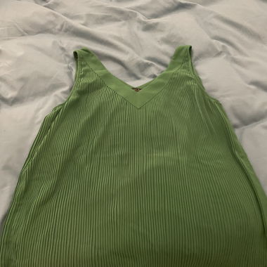 Top sans manches vert